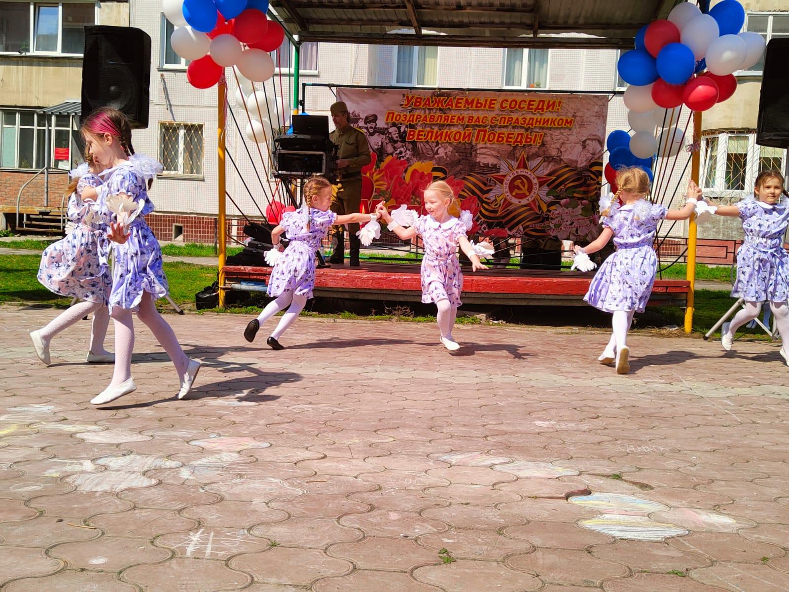 Фото День Победы отпраздновали жители Ипподромского жилмассива 6